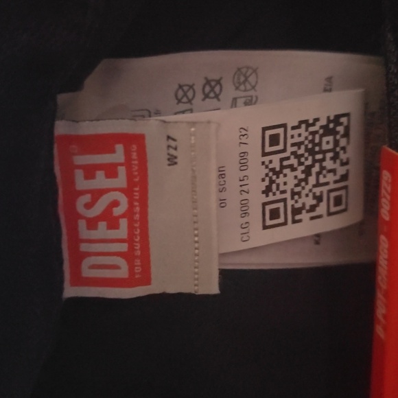 Diesel Women's D-Pot-Cargo L 32 Trousers, Retail $395.00 USD, Size 25, 26 & 27 - Picture 16 of 16